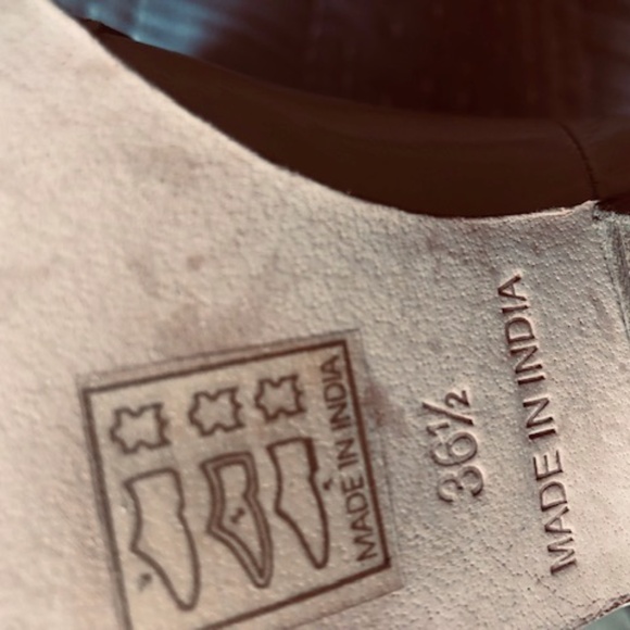 Free People New Frontier ivory patent leather ankle boots 6.5 - Picture 4 of 5